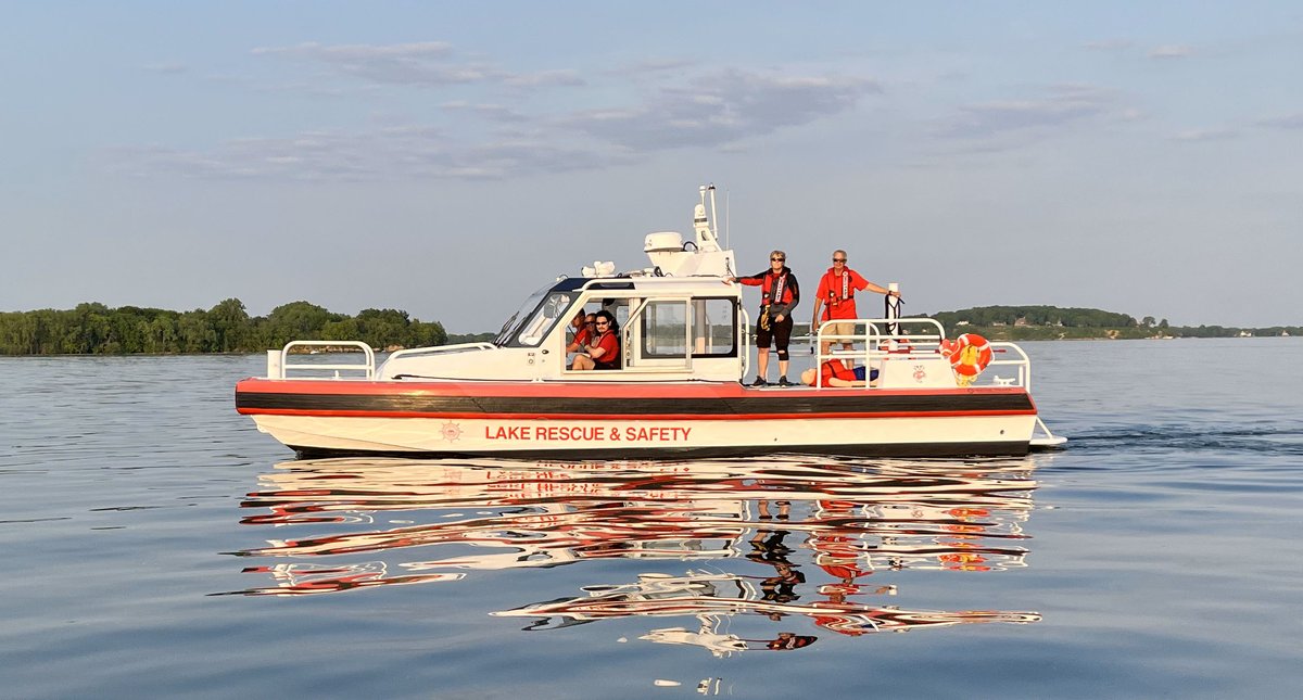 We're Hiring! Have you ever wanted to serve your community as a first responder? This could be your opportunity! Follow the link to apply. Complete applications due March 3rd. jobs.wisc.edu/jobs/life-savi…