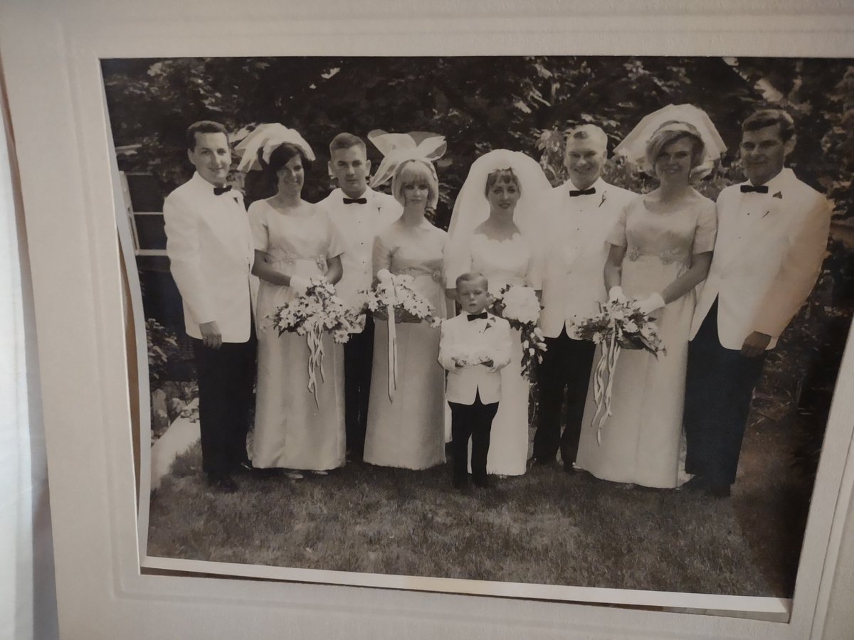 Mary Lawlor Fan: #BNNY-Mets⚾ - Rangers🏒 tweet media