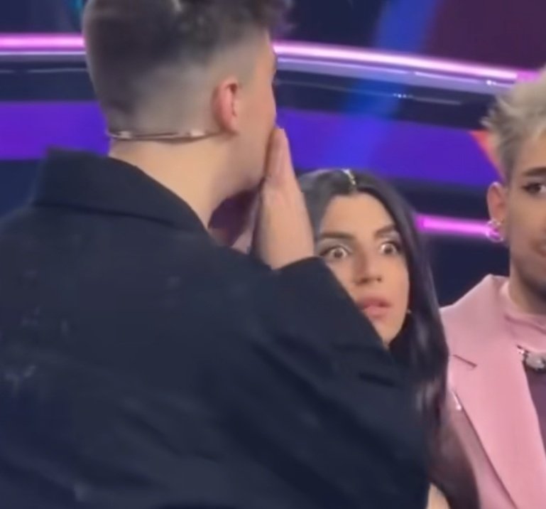 La cara de Naiara en el cuarto puesto de Juanjo representa a toda España!
#OT2023 #OTGalaFinal  #OTDirecto19F