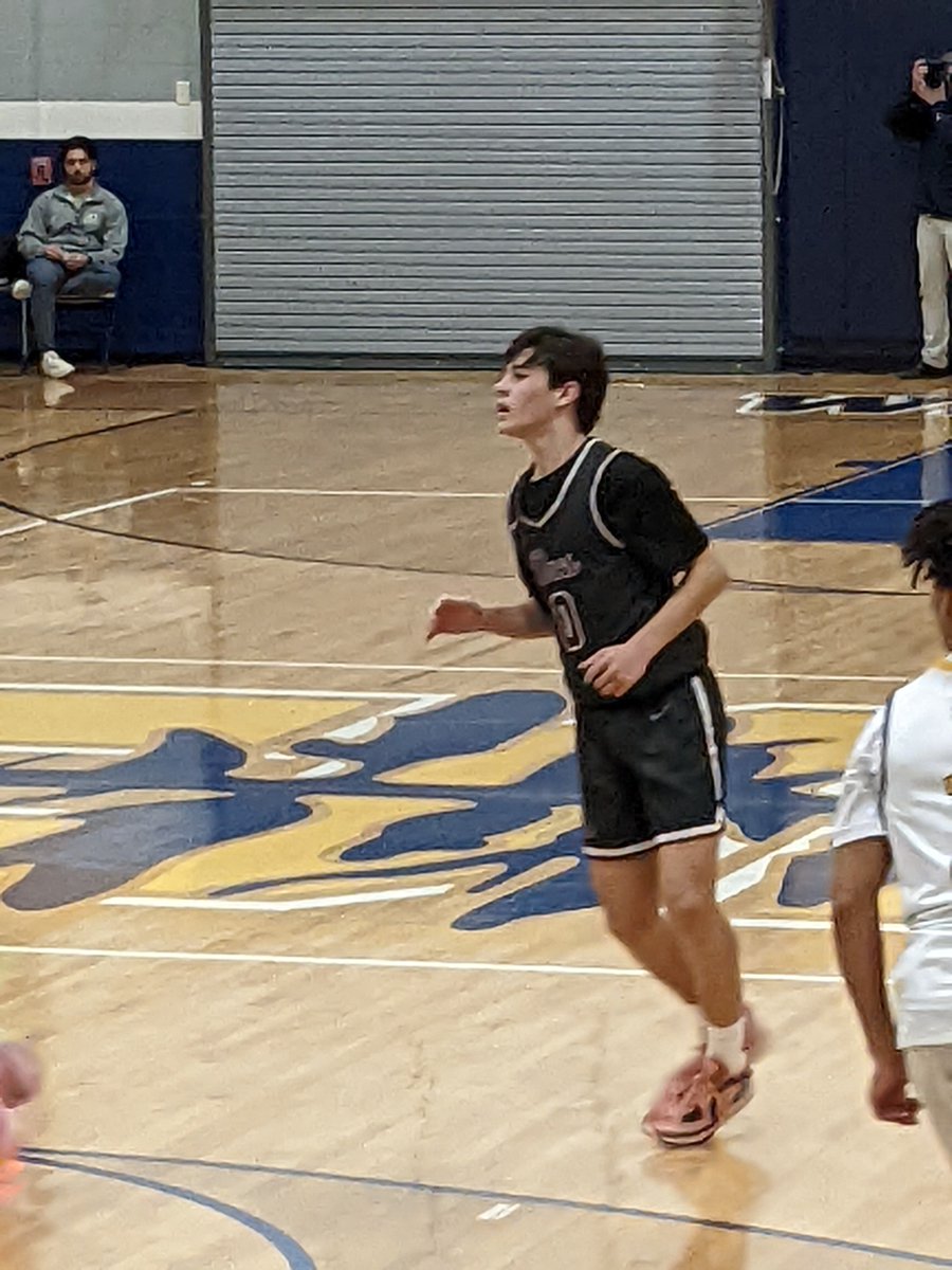 chickg3's tweet photo. For Caravel Academy 6'0" '26 Mike Sheehan #0 had 18pts 3 treys, 6'5" '26 Larry Duncan #24 had 13pts 14reb 2asts 2stls &amp; 6'1" '24 Ryan Black #5 had 12pts 2 treys 4asts 2blks in the loss. https://t.co/LxhszGQiKh