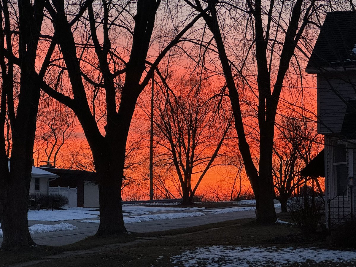 cory_mayer's tweet photo. @Mark_Baden Here is sunset in Sheboygan Falls https://t.co/4tdFWYKYFn