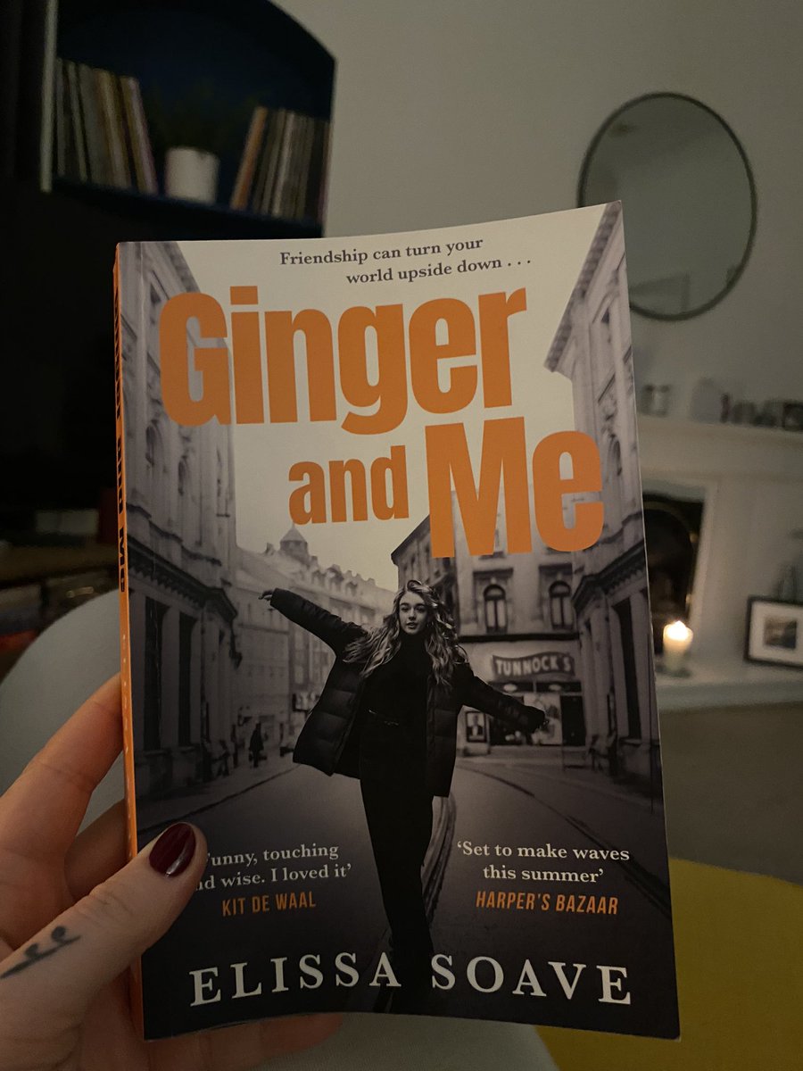 Couldn’t finish this fast enough! @HQstories Absolutely brilliant writing, so clever and moving, with characters to just break your heart. Of course, they’re even more special with it set in braw Glesga… 🧡 More from #ElissaSoave soon please xx