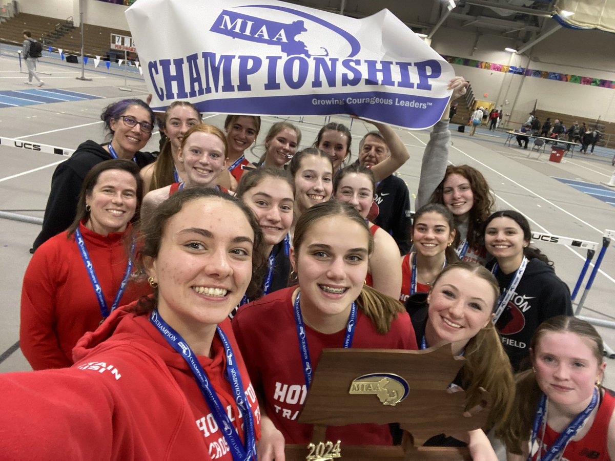 Jenn Moreau tweet media