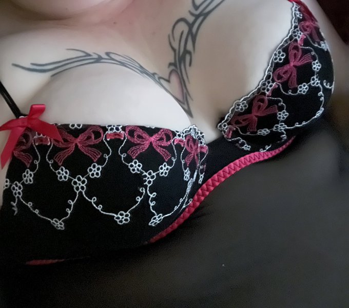 Love some black lingerie!! &mdash; 🍆 &amp; 🍑  #BBW #TwitterAfterDark #Horny #ThickWife #Kinky #Tattooed #TattooedMILF<a href="/tag/bbw"class="tags">#BBW</a><a href="/tag/twitterafterdark"class="tags">#TwitterAfterDark</a><a href="/tag/kinky"class="tags"><span>#kinky</span></a><a href="/tag/tattooed"class="tags"><span>#tattooed</span></a><a href="/tag/horny"class="tags"><span>#horny</span></a><a href="/tag/pawg"class="tags"><span>#pawg</span></a><a href="/tag/milf"class="tags"><span>#milf</span></a><a href="/tag/realcouple"class="tags"><span>#realcouple</span></a>