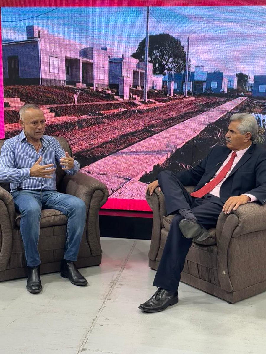 Destacando la importancia de la obra pública y la crítica situación en que se encuentra hoy el sector de la construcción en nuestro país.