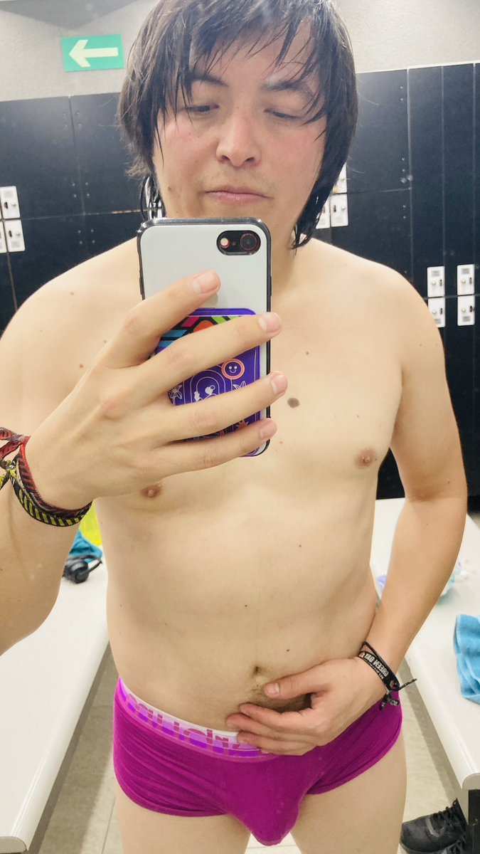 leaving1_'s tweet photo. Violeta o azul ?
#Gymbro #gymmotivation #gymrat #gymlife https://t.co/mNFJWTC0si