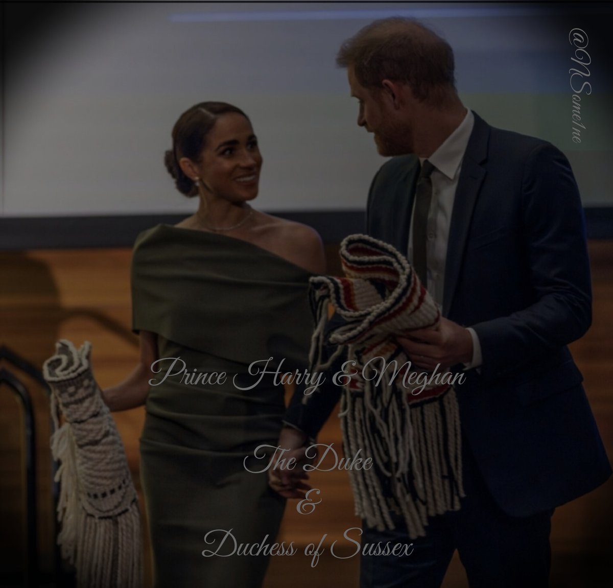 THE DUKE & DUCHESS OF SUSSEX.  

I love that picture of #HarryAndMeghan.

#PrinceHarry  ❤️
#DuchessMeghan ❤️
#PrinceArchie ❤️
#PrincessLili ❤️
#LoveWins 
#StrongLove