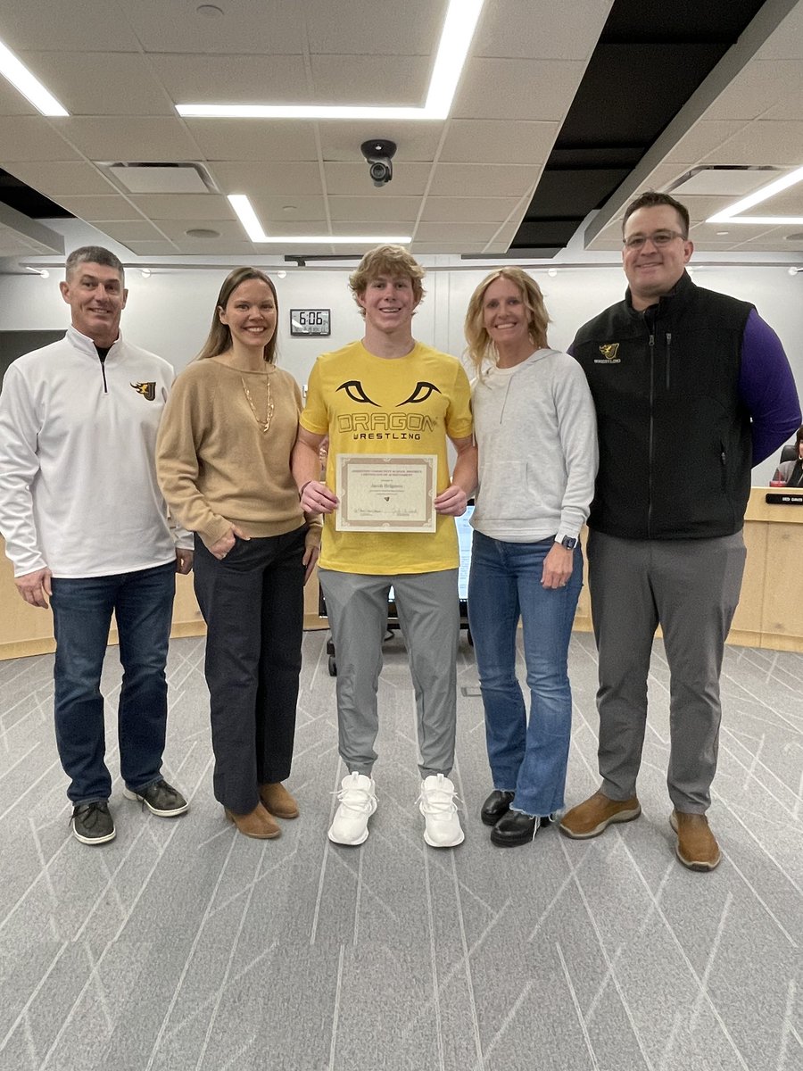 JohnstonCSD's tweet image. The school board tonight recognized JHS junior Jacob Helgeson for being Johnston's first two-time state champion in wrestling! 🤼🥇Jacob won the state championship in Class 3A, 165 lbs at the 2024 IHSAA State Wrestling Championships. Jacob ends the season 34-1 and reached his…