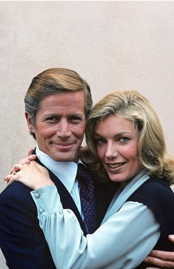 Well, todays picture was chosen simply because it is the current wallpaper on my tablet lol. A promo picture of #PeterStrauss & #SusanSullivan for Rich Man, Poor Man: Book II. I thought the two were matched perfectly. Casting Directors should definitely start getting their due!