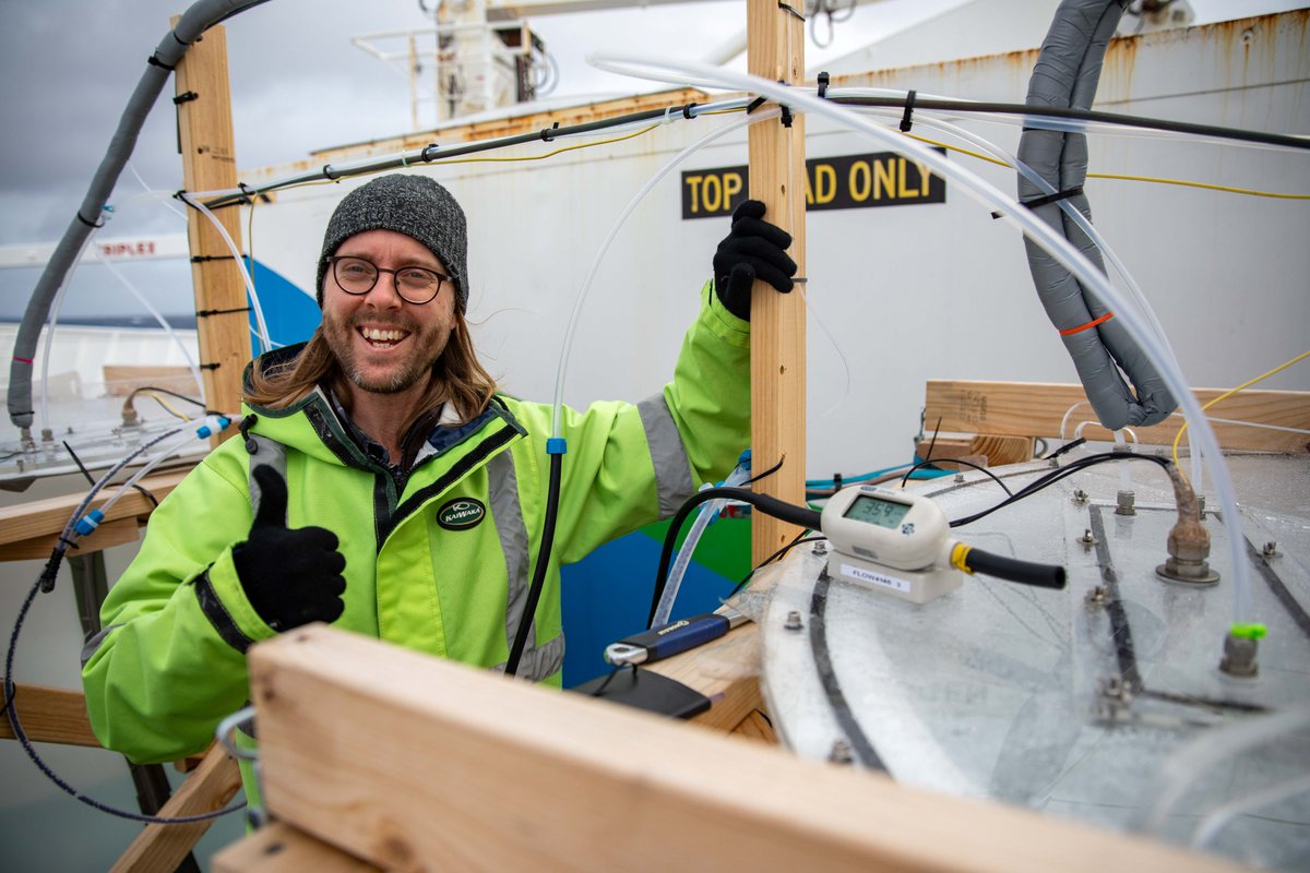 Ant_Partnership's tweet photo. Our #MISO voyagers have created a mini @_SouthernOcean aboard @CSIRO research vessel #RVInvestigator, to explore the amazing links between phytoplankton biology and cloud formation.

Read more 🦠↔️🌨️ https://t.co/sVJUyA180N

Blog – https://t.co/mNNtcEgWmP

📷 C Traill, @RStrzepek https://t.co/3yp2A61YqN