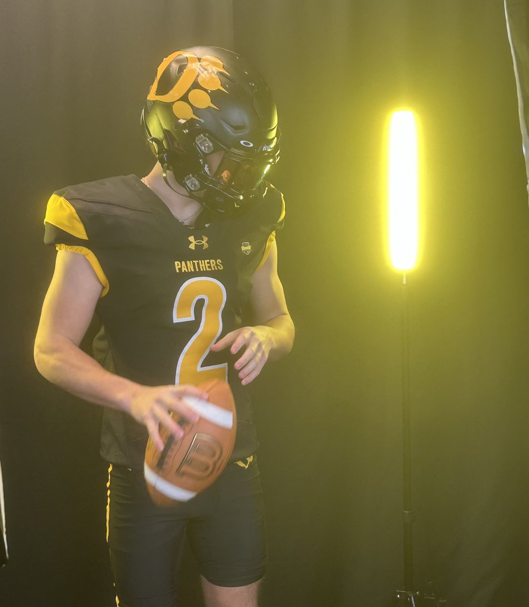 100% COMMITTED⚫️🟡 GO PANTHERS‼️ <a href="/CoachTate7/">Tyree Tate</a> <a href="/CoachJamesLee/">James Lee</a>