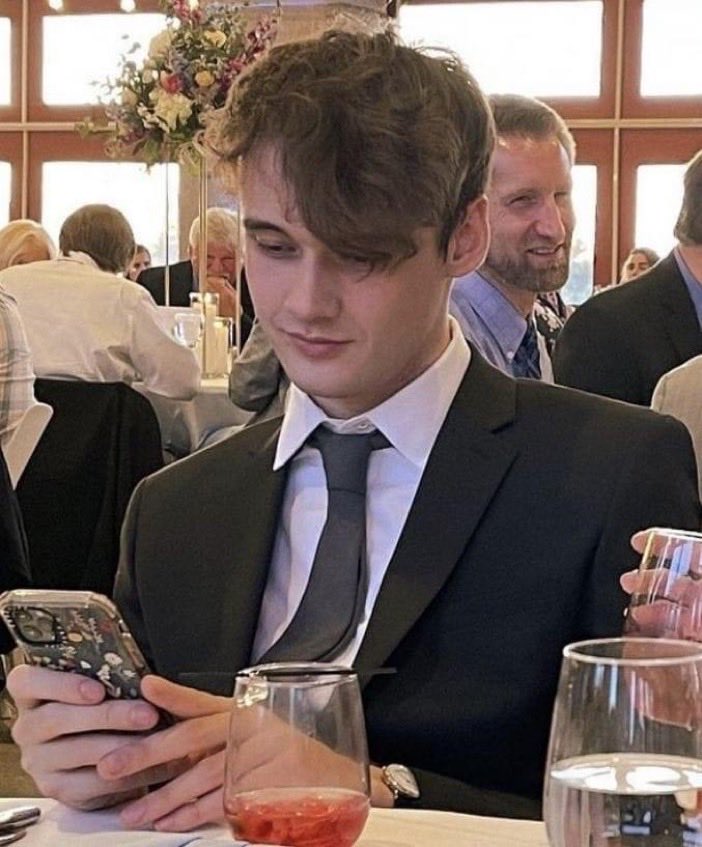 him looking at the nudes i sent him imagining all the things he’s going to do to me later