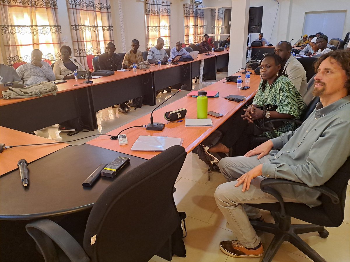 Fatoumata390's tweet photo. #SALBIA kick-off meeting - #Assessing the impacts on #Salinization on the #River Gambia.
#biodiversity #geochemistry #socioecology #communities #aquatic #GHCE #CarbonFootprint #Freshwater #ecosystem https://t.co/VpoOHIcoJP