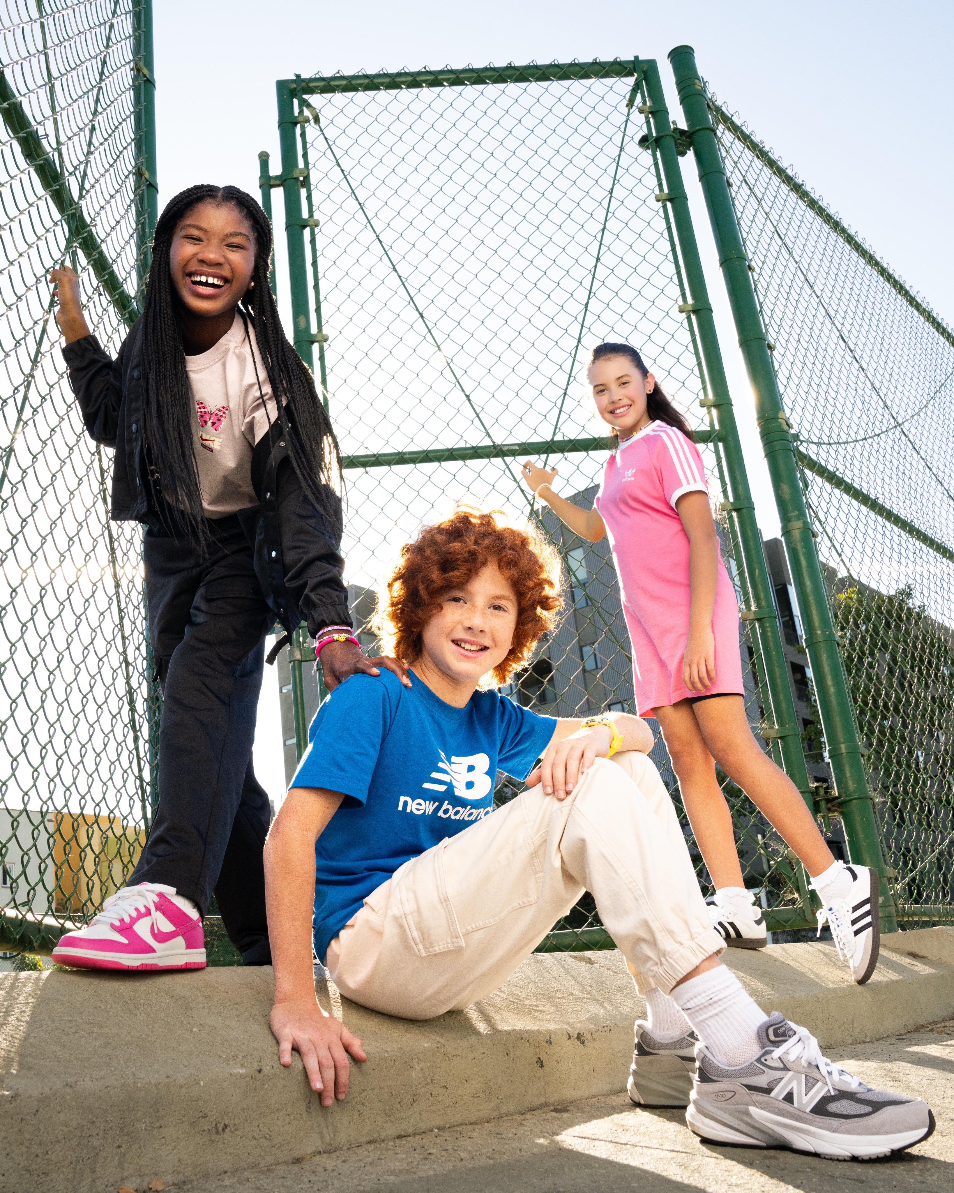 Kids footlocker hotsell new balance