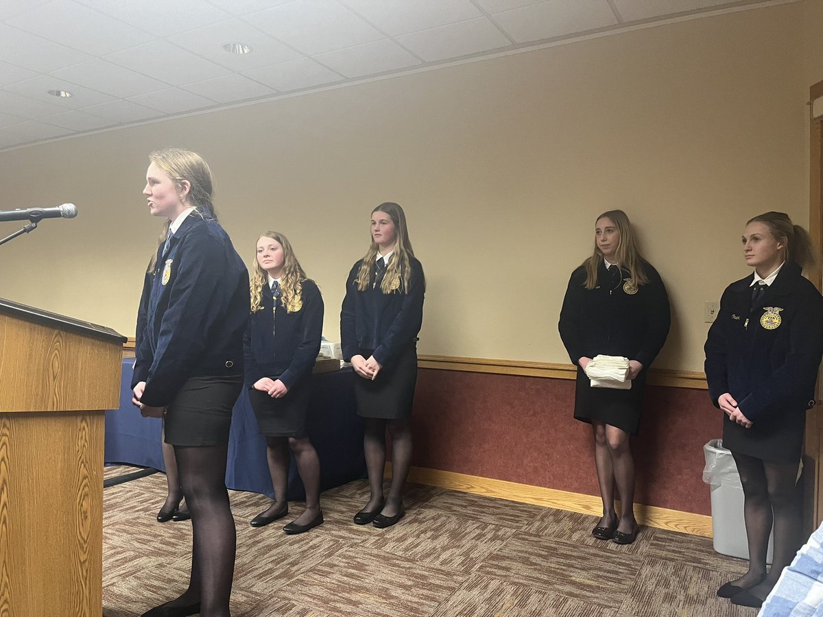 To celebrate FFA Week the Exec  card delivered milk and cookies to tonight’s school board meeting! #reedsburgpride #teamreedsburg
