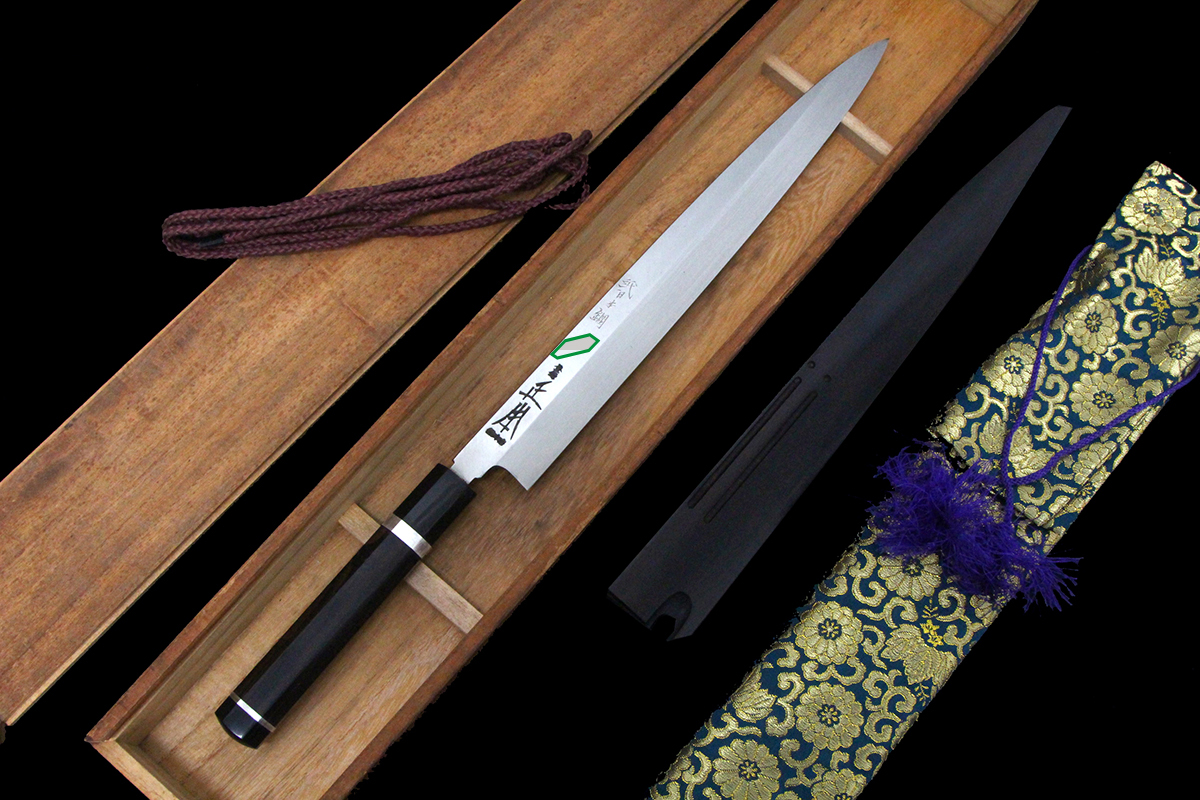 尚台正吉 テッサ包丁　本焼　尺寸　柳刃包丁 鞘付き 尚台正吉 本焼柳刃包丁 8寸