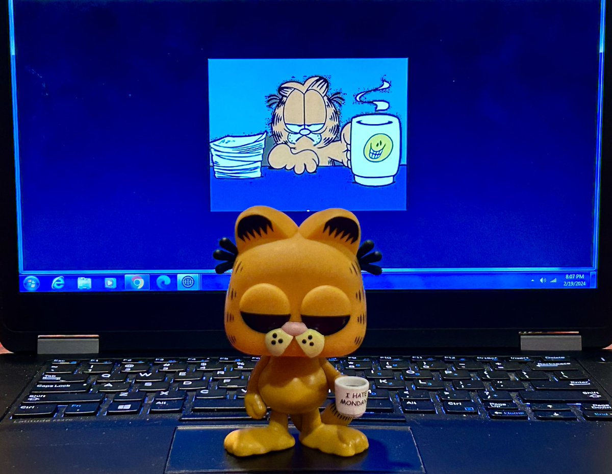 💻 OFFICE DAY 💻

“ I hate Mondays…” -Garfield ☕️ 

@FunkoLeeM @dj3cb @OriginalFunko 
#FunkoPhotoADayChallenge #FunkoFeb2024 #Funko #FunkoFamily #FunkoFunatics #Garfield #Office