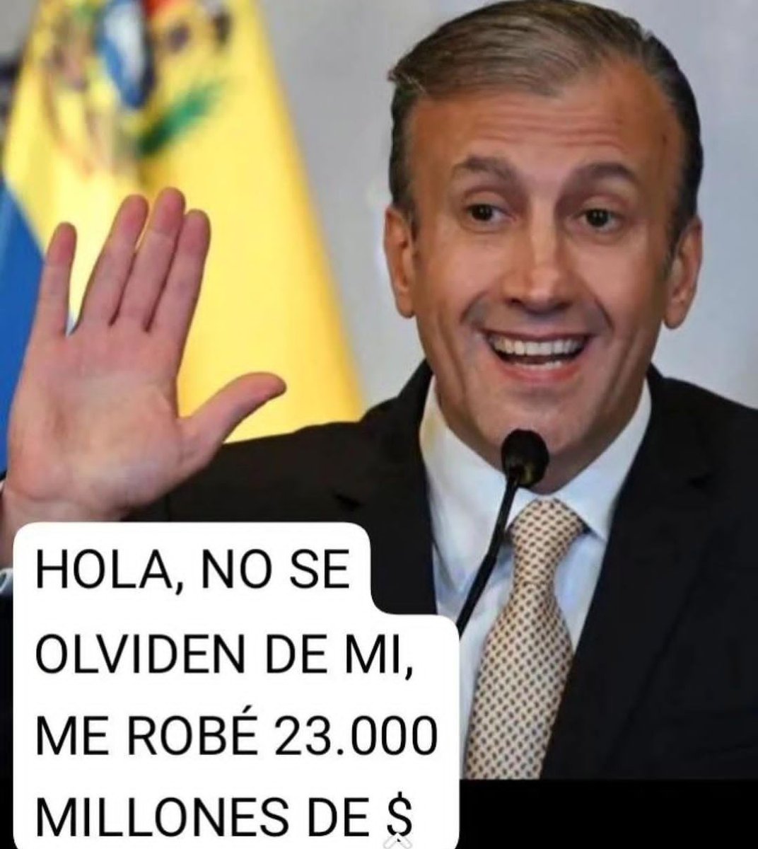 La  FISCALÍA  debe investigar ahora a todos aquellos del  PSUV  que tienen como  CONTACTO  telefónico a Tareck El Aissami; porque ello, es  PLENA  PRUEBA  de que son  CÓMPLICES  del  ROBO  de los  23  MIL  MILLONES  DE  DÓLARES  de  PDVSA.

Lógica del Fiscal Tatuado  🤡
