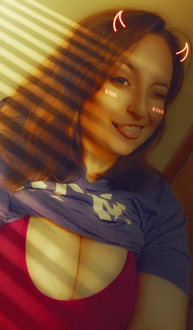 I'm sweet and innocent I promise...😈  Findom paypig https://t.co/YnxLyuNoWq<a href="/tag/findom"class="tags"><span>#findom</span></a><a href="/tag/paypig"class="tags"><span>#paypig</span></a><a href="/tag/onlyfans"class="tags"><span>#onlyfans</span></a><a href="/tag/onlyfansgirl"class="tags"><span>#onlyfansgirl</span></a>