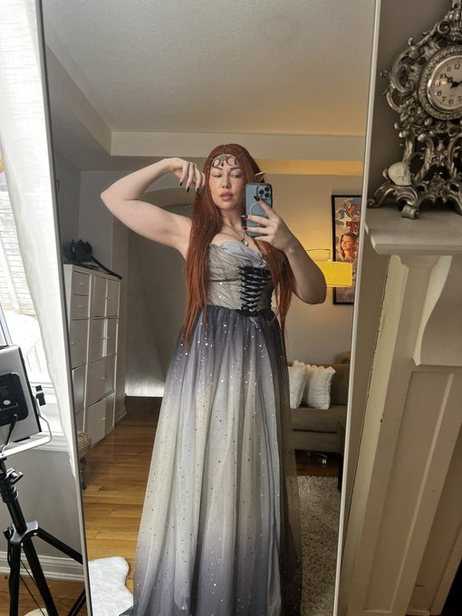 I threw a LOTR party yesterday. https://t.co/WHXu6zuAoj