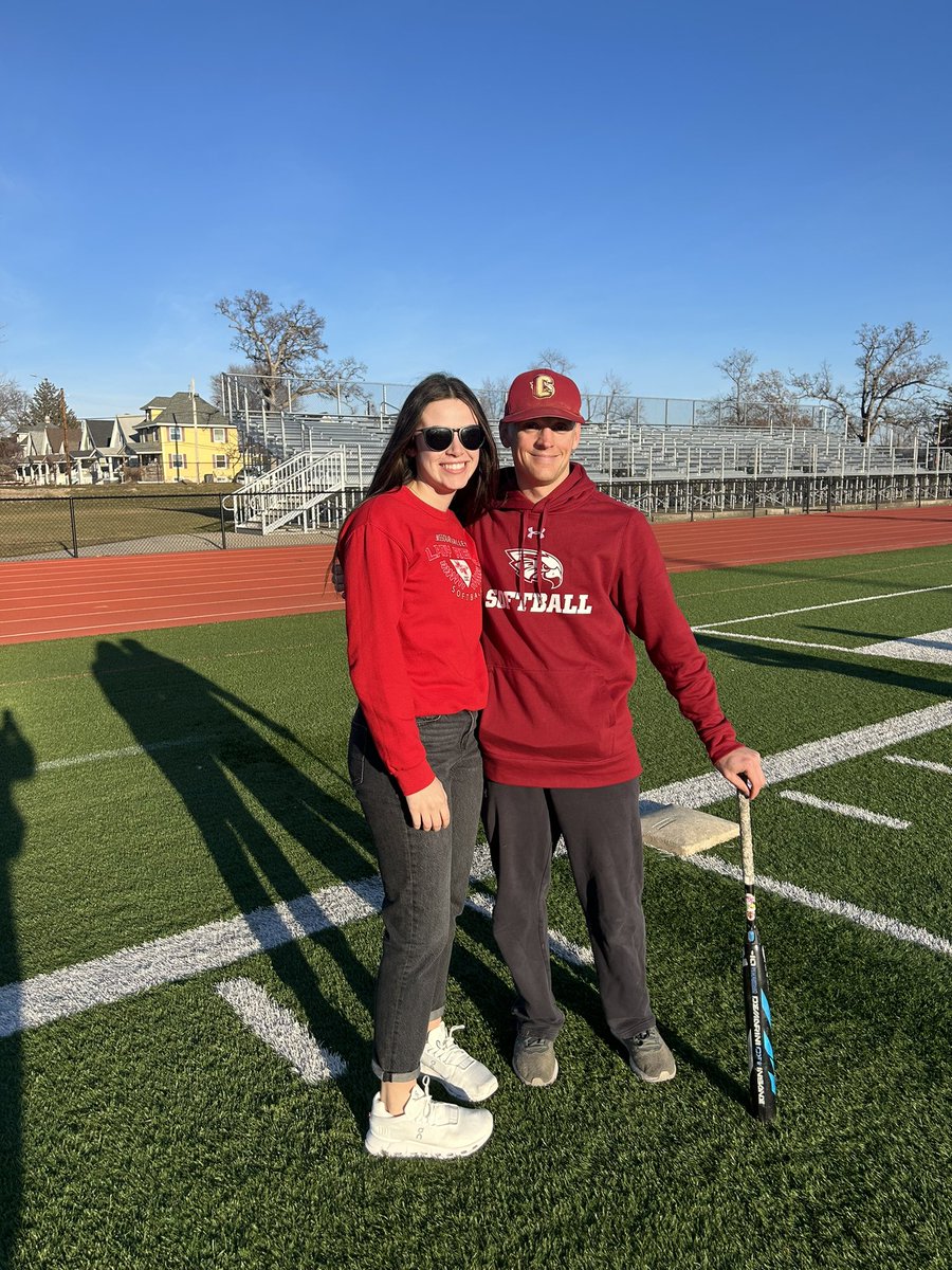 Today I had the opportunity to visit the @CoeCollege campus! Had a great tour, admissions meeting, and then met up with @CoeSoftball to see the facilities and watch some practice!