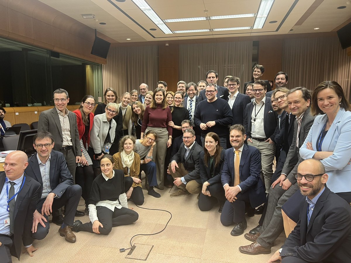 lidiafopereira's tweet photo. We have an agreement!
Carbon Removals are moving forward! The Parliament and the Council reached an agreement that will prevent greenwashing and foster private investment in carbon removals and develop voluntary carbon markets! Proud of this and of being the rapporteur on this! https://t.co/NEPRt0n6ln