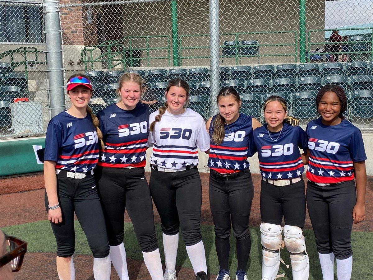 Chloe Wolf tweet media