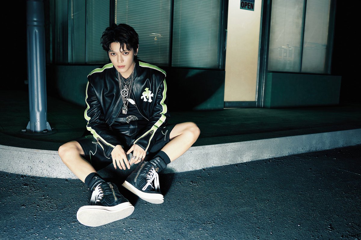 NCTsmtown's tweet photo. ‘완성형 아티스트’ NCT 태용, 새 앨범 ‘TAP’에 담은 진솔한 이야기!
떠난 이에게 고하는 ‘Run Away’, 아티스트의 자신감&amp;깊은 내면의 고민 ‘APE’,
마지막의 여운→새로운 시작 기대케 하는 ‘404 Loading’ 수록!

https://t.co/HVyWaf8Kv6

#TAEYONG #태용 #TAP
#TAEYONG_TAP https://t.co/TXYnGOryxT