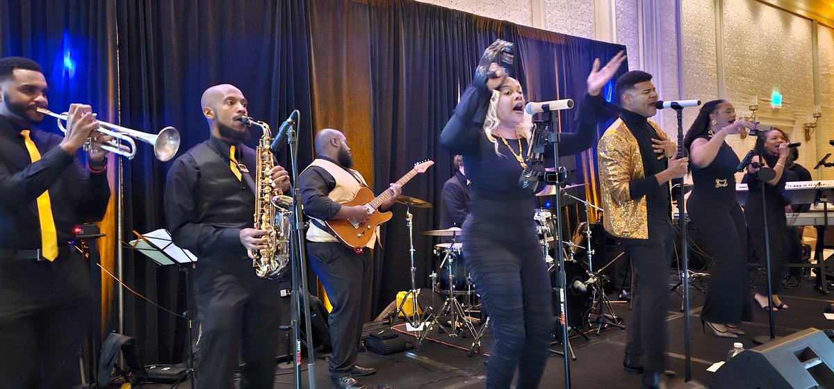 DanceA2Z's tweet photo. Top-40/Pop Corporate Event - Ashburn, VA https://t.co/eoBqll1MxI