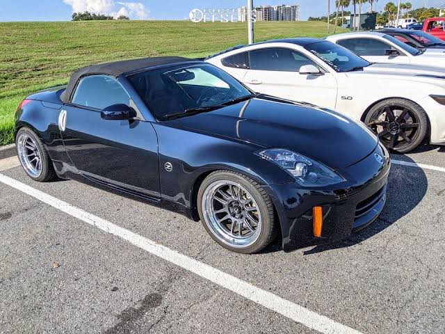 CosmisJPN's tweet photo. XT-206R ✖︎ Z33
#cosmis #cosmisracing #cosmiswheels #wheels #nissan #z33 #xt206r https://t.co/Ga3UiOLrnb