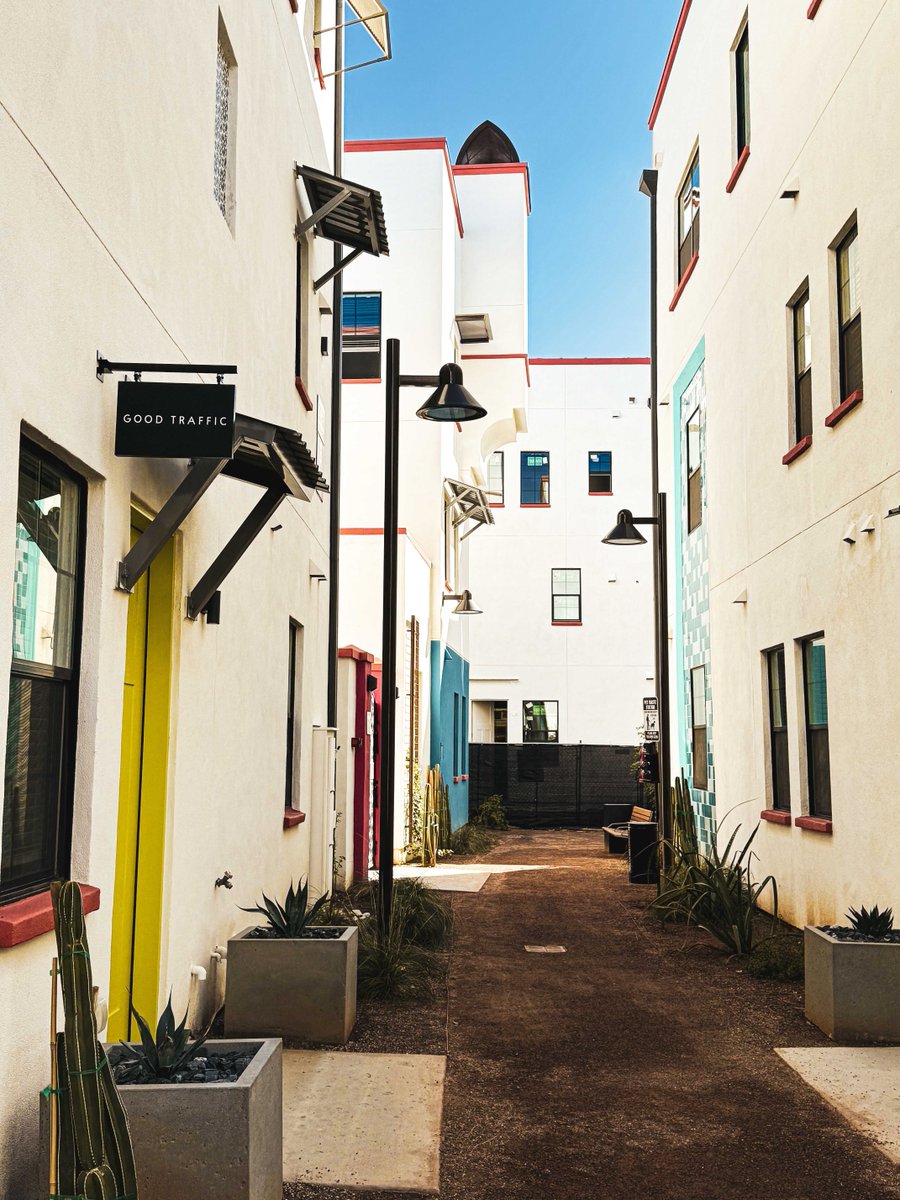 “...frequent streets and short blocks are valuable because of the fabric of intricate cross-use that they permit among the users of a city neighborhood.” 
- Jane Jacobs, The Death and Life of Great American #Cities 

Culdesac is designed to foster this kind of cross-use 🪴