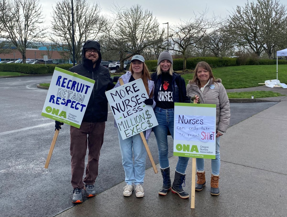 OregonNurses's tweet photo. We kicked off week two of the Sacred Heart Home Care Services Strike strong! Join us on the line by signing up for a picket shift here: https://t.co/4uTWmL5uSU
#RespectOurNurses #SHHCSStrike #nurses #union #strike https://t.co/VE9Q8aoulw
