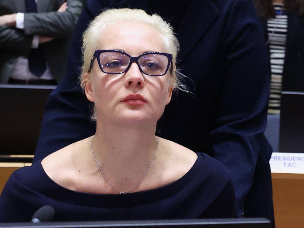 leandroalva1's tweet photo. 🔴Actualidad Internacional

Putin acusado de matar a Alexei Navalny

 La viuda de Alexéi Navalni, Yulia Navalnaya, acusa a Putin de matar a su marido y promete luchar por la libertad de su país tras su fallecimiento.

@Mario_Cerna 
PH: AFP https://t.co/dSJ4vhUbLN