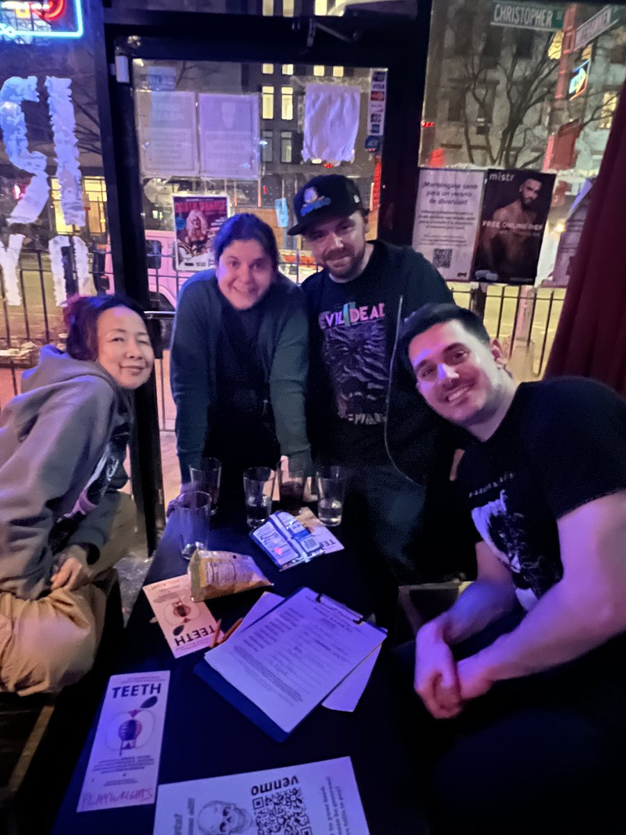 adrwjc180's tweet image. @darkskyfilms Thank you again for sponsoring @FinalExamTrivia! This round was SICK! #BuggingOut