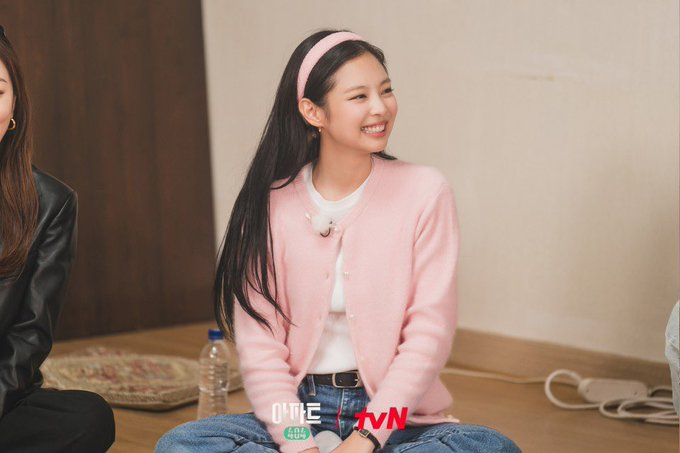 MYJENNIE_TH's tweet photo. 240220 เจนนี่ จาก Apartment 404 ค่ะ 🏙

블랙핑크 제니  #BLACKPINK #JENNIE https://t.co/R5CPzaoLKp