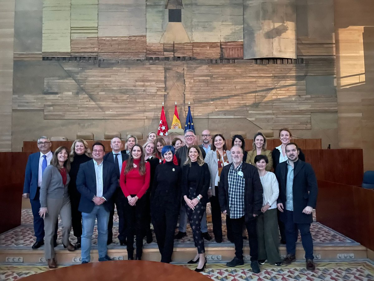 Ayer acompañamos a la Presidenta de #pacientesfec <a href="/mssaturnino/">Maite San Saturnino</a> junto a otros compañeros a la comparecencia en la Asamblea de Madrid para darle visibilidad la enfermedad cardiovascular en la Comunidad de Madrid  
<a href="/cuidarcorazon/">FEC Corazón</a> 
#enfermedadcardiovascular #AEPOVAC