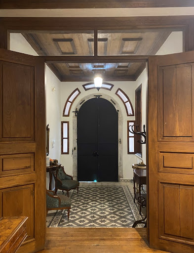 <a href="/mihozbasaran/">Mihriban Ozbasaran</a> <a href="/ahmetrustem/">ahmetrustem</a> <a href="/HknSorar/">Hakan Sorar</a> #Balat'ta bir harabeden yarattıkları Balat Kültür Evi @tskf_balatkulturevi 'nin kapısını kültür ve arkeoloji dostlarına açtıkları için <a href="/SoroptimistTR/">Soroptimist Türkiye</a> <a href="/ayegltopdemir/">ayşegül topdemir</a> 'e teşekkür ediyoruz.