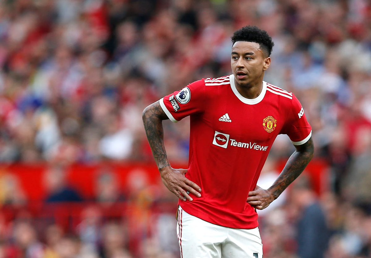 jodyalexander81's tweet photo. #MUFC fans the reason this comp package for Ashworth is so high is due the incompetence of John Murtough trying to charge #NUFC £15m for a loan deal for 4 months for Lingard. So when the tables are turned don’t now complain about NUFC wanting high comp package for Dan Ashworth https://t.co/uy1fkCk71D