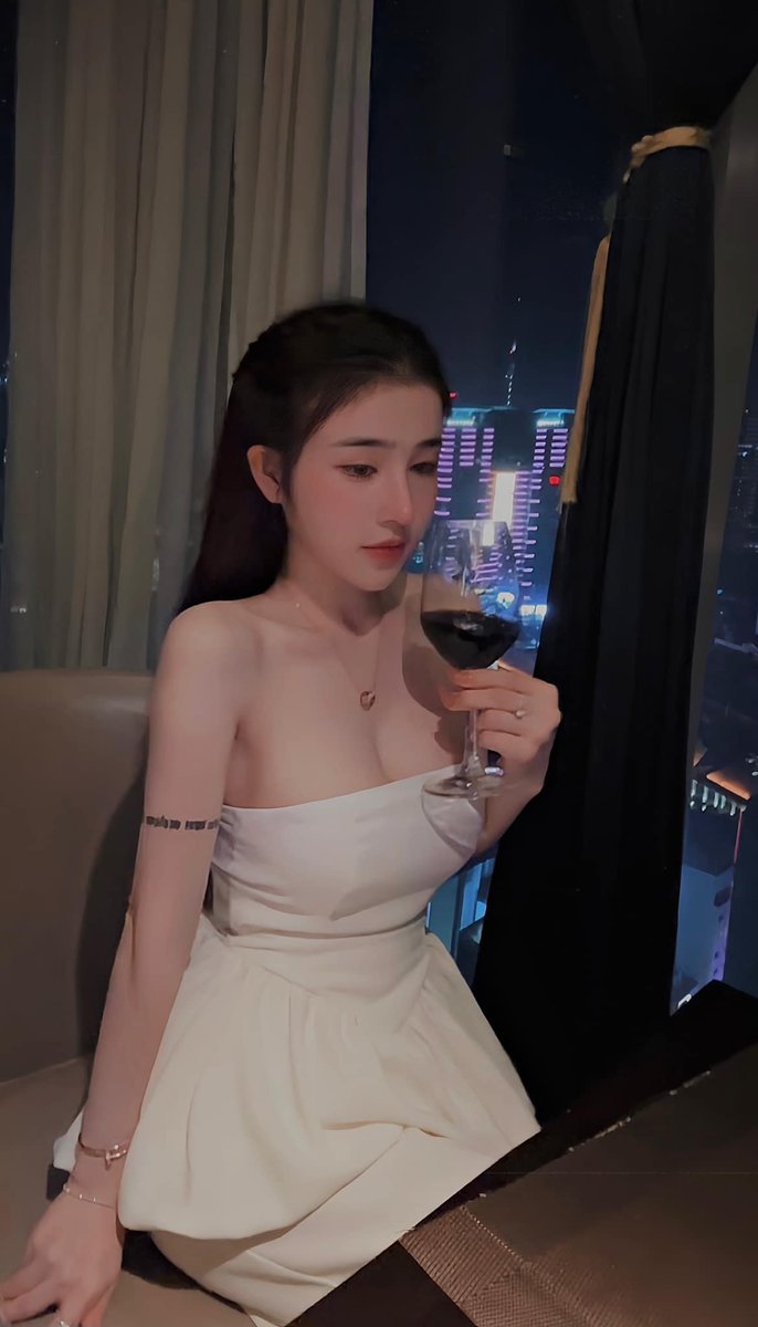 juuptestnit's tweet photo. Những người ta gặp, không người nào là ngẫu nhiên https://t.co/wuAmbNQ4MK