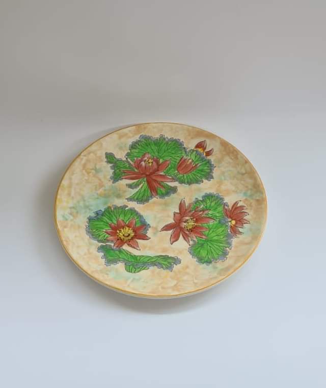 Collectable Curios' item of the day...Royal Doulton ‘Water Lily’ Charger/Serving Plate

collectablecurios.co.uk/product/royal-…

#RoyalDoulton #WaterLily #Charger #ServingPlate #Collector #Antiquing #ShopVintage #Home #ShopLocal #SupportLocal #StGeorgesBelfast  #StGeorgesMarketBelfast