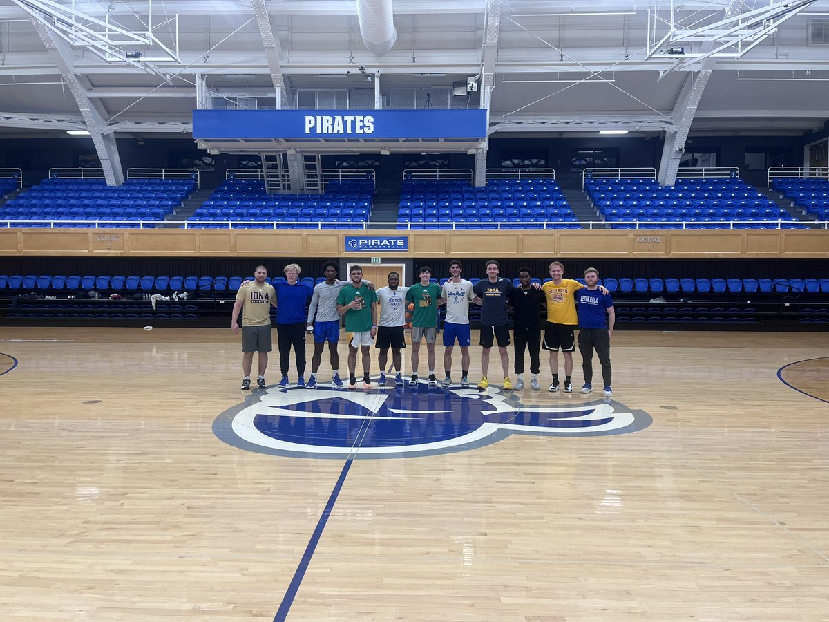 IonaManagers's tweet image. 🚨7-0🚨
Your @IonaManagers move to 7-0 (2-0) in a highly anticipated matchup vs. @SHUMBB_Managers!

Iona - 86
Seton Hall - 52

Thanks to Seton Hall for having us! Let’s keep it rolling! #FightTheGoodFight #GoGaels

@ManagerGames_ @SHUMBB_Managers