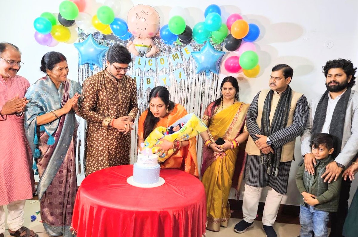 Mithilesh Tiwari tweet media