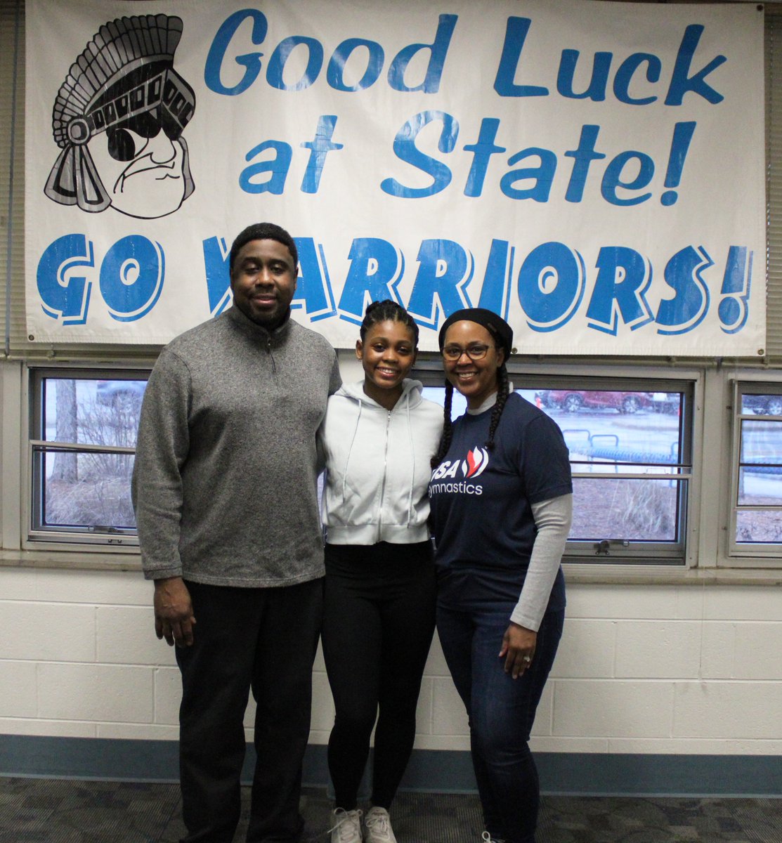 El 15 de febrero, @WillowbrookHS1 organizó una celebración estatal de despedida para la estudiante de tercer año Naomi Campbell, quien compitió en el Encuentro Estatal de Gimnasia Femenina de la @IHSA_IL. Lea más, y vea un video de la celebración, en dupage88.net/site/page/16029.