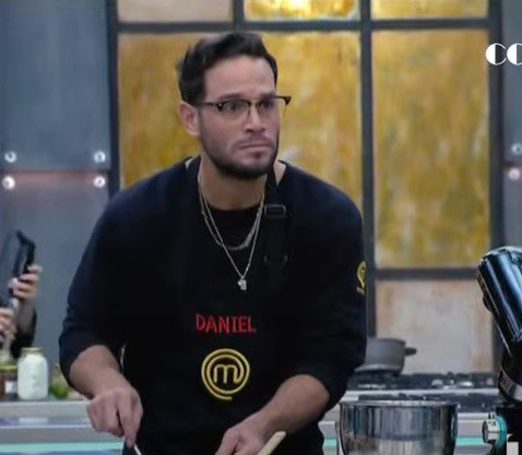 marioinblue's tweet photo. Quien elimina las cocinas de MasterChef eres tú… Beta

El Ecuador entero:
#MCCelebrityEc https://t.co/bf1RK8Swb9