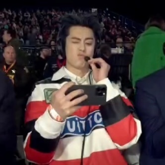 Wannawat's tweet photo. ผู้พากษ์สุดCute ...แต่ละท่าน่ารักสุดๆ  
#王鹤棣 #WangHedi #DylanWang #หวังเฮ่อตี้ #NBAAllStar  https://t.co/vv8YlpAgP6