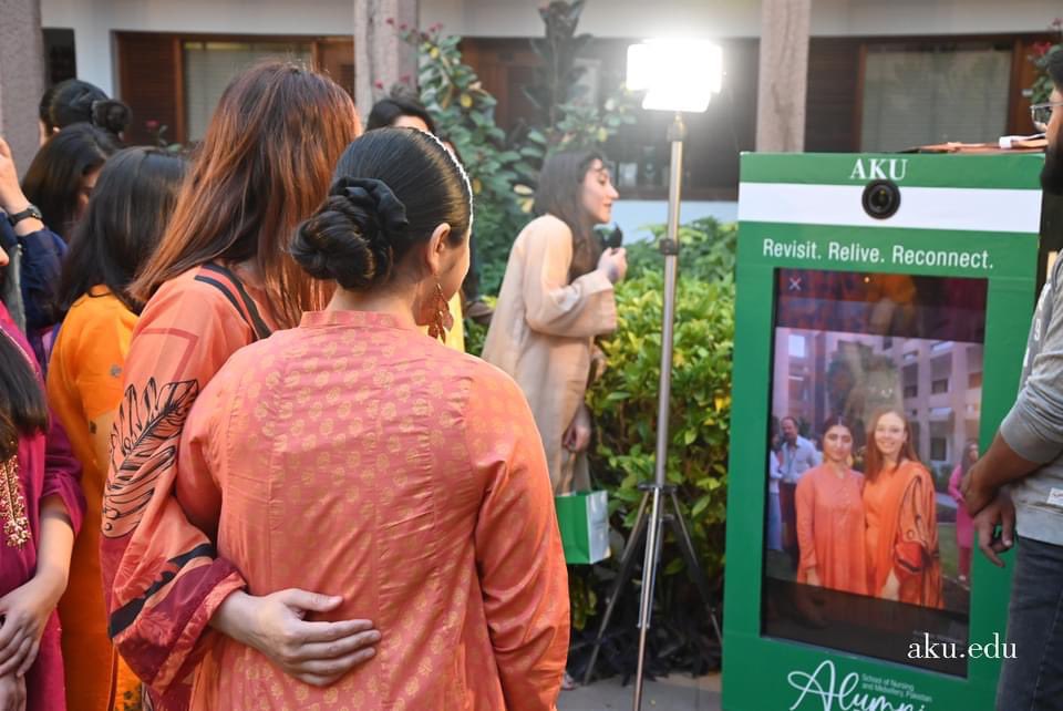 Dr Tazeen Saeed Ali (@tazeensaeedali) on Twitter photo Amidst the convocation week celebrations, at #AKUSONAM we hosted our alumni on campus and what a wonderful evening it was! Grateful to Dr Saida Rasul & Mr Firoz Rasul for joining us, and all the alumni who attended! Thank you <a href="/DrRafatJan/">Dr Rafat Jan</a> & Haqqi, for organising! Amidst the convocation week celebrations, at #AKUSONAM we hosted our alumni on campus and what a wonderful evening it was! Grateful to Dr Saida Rasul & Mr Firoz Rasul for joining us, and all the alumni who attended! Thank you <a href="/DrRafatJan/">Dr Rafat Jan</a> & Haqqi, for organising!