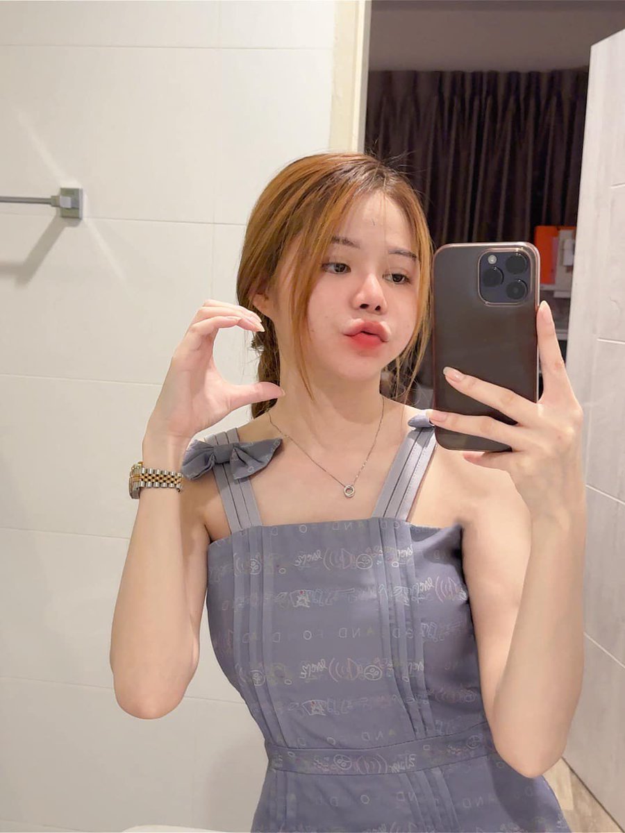 Voice1264409's tweet photo. ″ ถึงเราจะไม่ได้เป็นคนเก่งที่ชนะใจใคร…แต่เราขอเป็นคนทั่วไปที่ชนะใจเธอได้ไหมจ๊ะ ″ 😉 #8etstar #ความลับในแอปหาคู่ #ไอซ์ปรีชญ #ทักษิณ  #스물여섯_정우도_변함없이_애쩡해 #NCTDREAM_THEDREAMSHOW3 https://t.co/3pjlXbwjK1