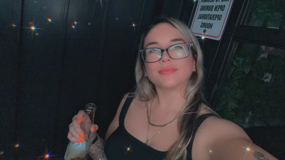 A 🦋 tweet media