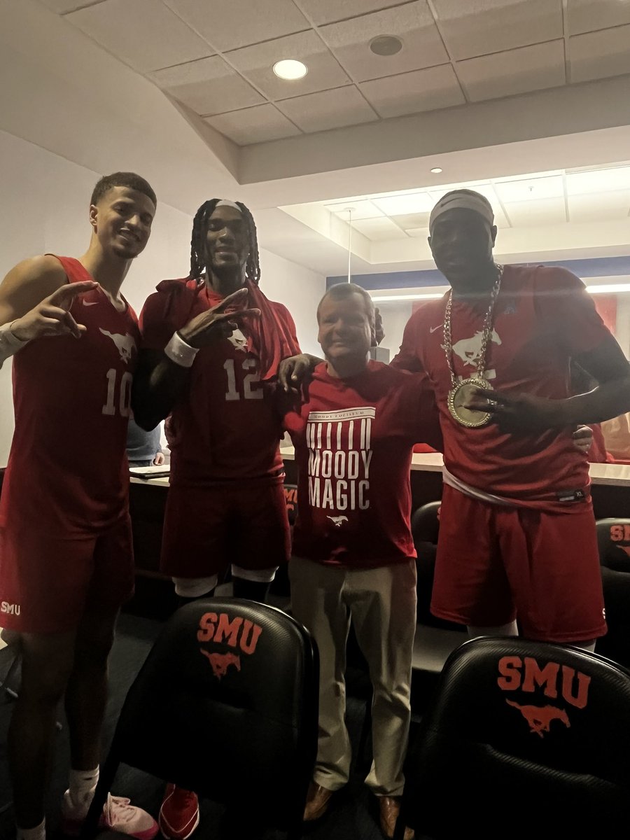 Head Coach Curt Weeks - TCHS (@coachcurtweeks) on Twitter photo My guy <a href="/hooper4life19/">Ja'Heim Hudson</a> after the DUB over Memphis. He was on the <a href="/GSU_MBasketball/">GSU Men's Basketball</a> team the night their bus broke down and this incredible story has transpired. <a href="/cutup_reek/">tyreek smith</a> and <a href="/Samuell/">Samuell Williamson</a> in the locker room after the game. Big things happening in Dallas <a href="/SMUBasketball/">SMU Basketball</a>. PONY UP!!!! My guy <a href="/hooper4life19/">Ja'Heim Hudson</a> after the DUB over Memphis. He was on the <a href="/GSU_MBasketball/">GSU Men's Basketball</a> team the night their bus broke down and this incredible story has transpired. <a href="/cutup_reek/">tyreek smith</a> and <a href="/Samuell/">Samuell Williamson</a> in the locker room after the game. Big things happening in Dallas <a href="/SMUBasketball/">SMU Basketball</a>. PONY UP!!!!