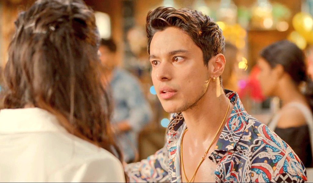 PratsAThread's tweet photo. Jigar : " pata hai stress me nah 6 pack se 4 pack hogye mere " 😭
#praticksejpal #pratickasjigar #jint #jabmilatu #jabmilatuonjiocinema @praticksejpal @JioCinema https://t.co/knzEXCwc5v